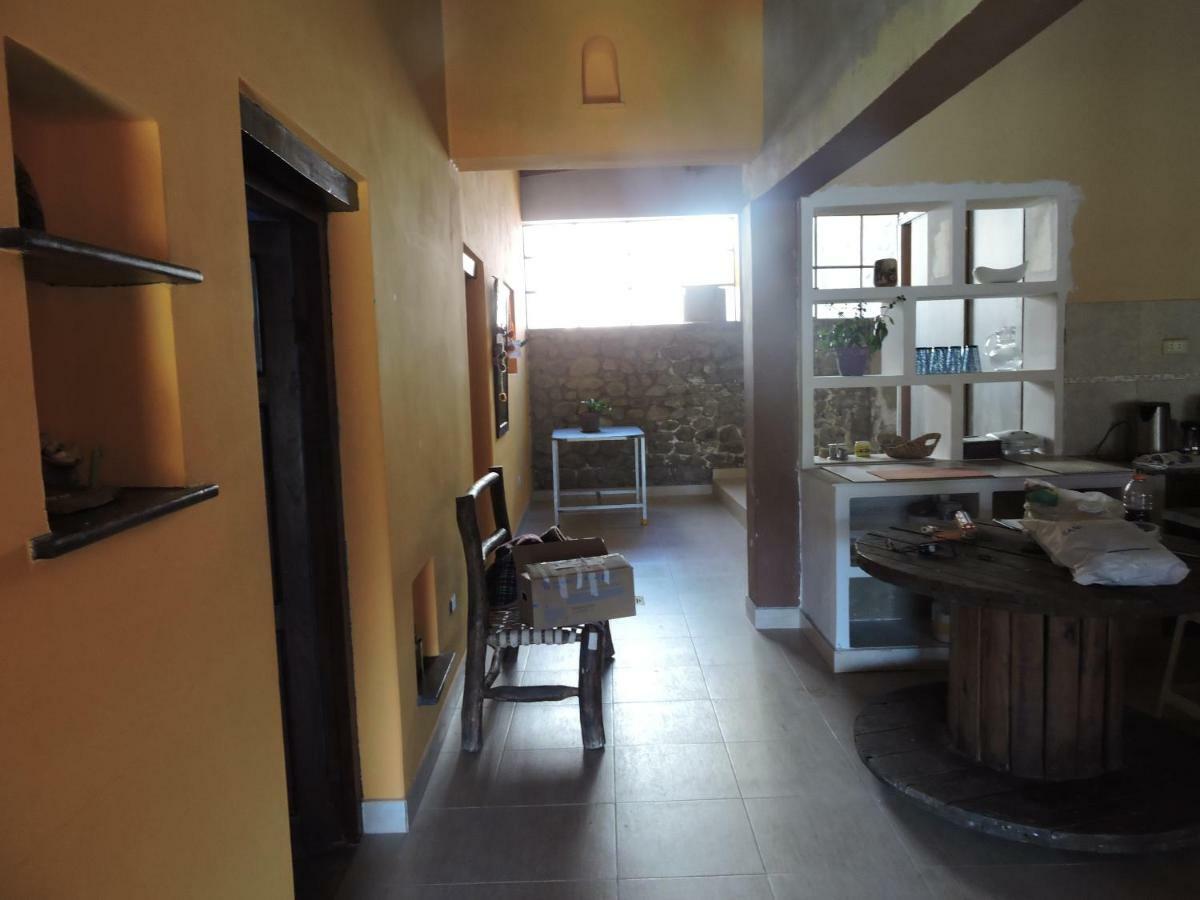 Hostal Casa De Piedra Humahuaca Extérieur photo